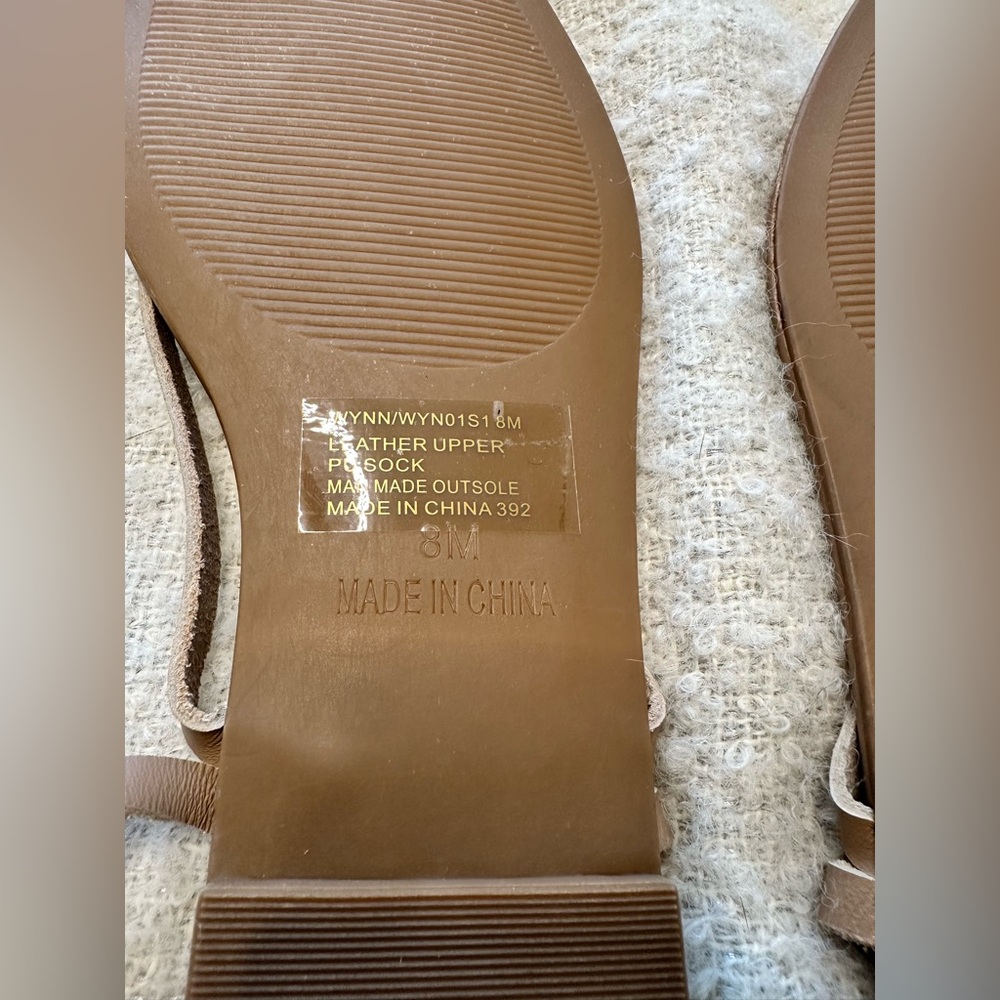 Steve Madden Beige Strappy Sandals - Size 8 - Picture 4 of 4